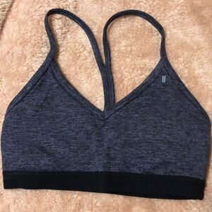 NoBull Matte V-Neck Bra, Small